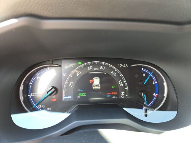 2025 Toyota RAV4 Hybrid LE photo 10