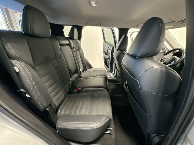 2022 Mitsubishi Outlander SE Silver at Honda North
