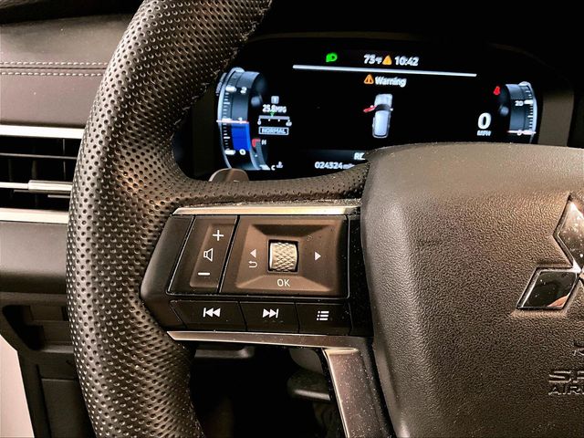 2023 Mitsubishi Outlander SE Black Edition  at Subaru and VW of Moon Township