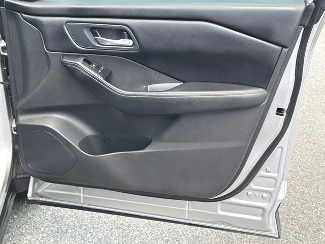 Used 2025 Nissan Rogue SUV