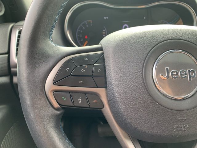 2019 Jeep Grand Cherokee Laredo E 20