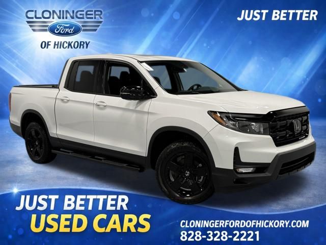 Platinum White Pearl 2025 Honda Ridgeline Black Edition AWD Pickup Truck All-Wheel Drive 9-Speed Automatic