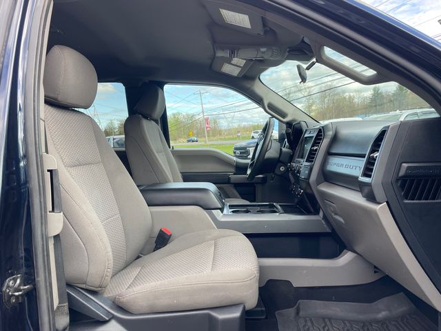 2022 Ford F-250SD XLT - Blue Metallic exterior view 16