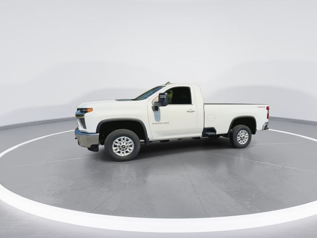 Used 2022 White Chevrolet LT image 5