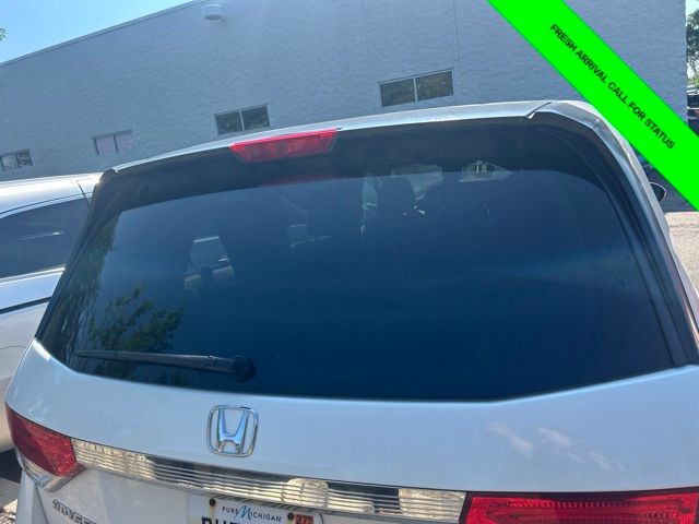 Used 2016 White Diamond Pearl Honda EX image 9