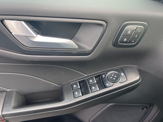 2026 Ford Escape Hybrid ST-Line Elite:168347