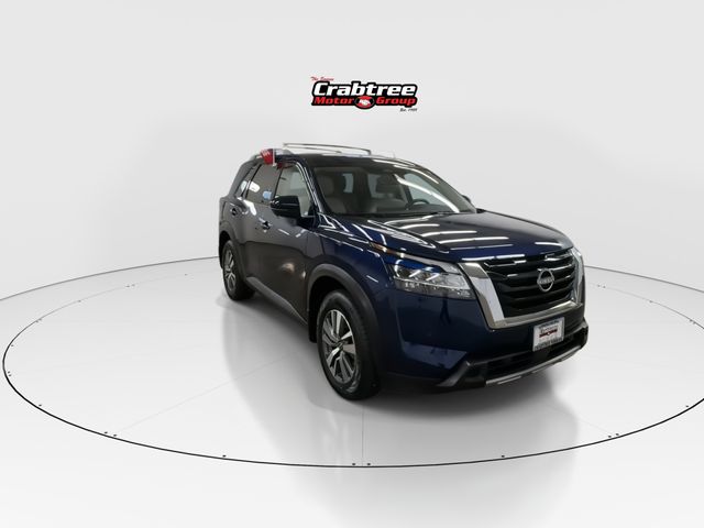 Used 2024 Nissan Pathfinder SUV