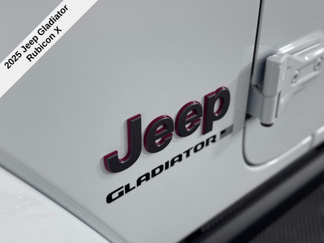 Gladiator Rubicon X