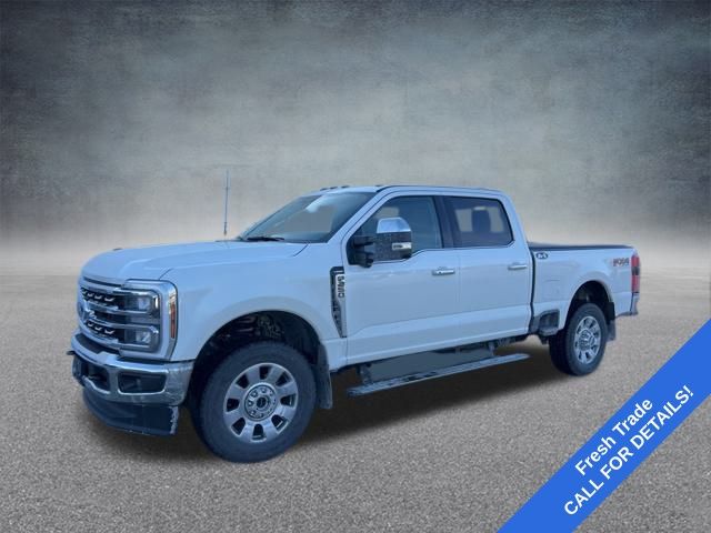 2025 Ford F-250 Super Duty Lariat Crew Cab 4WD