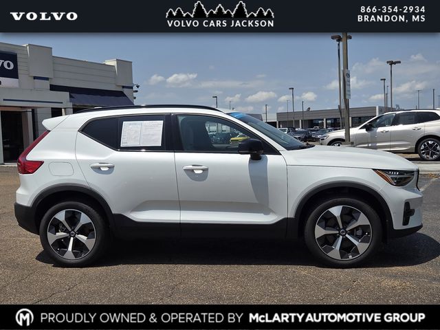 Used 2026 Volvo XC40 SUV