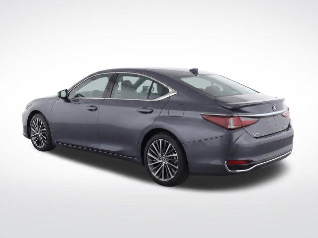  2024 Lexus ES Hybrid 300h FWD   