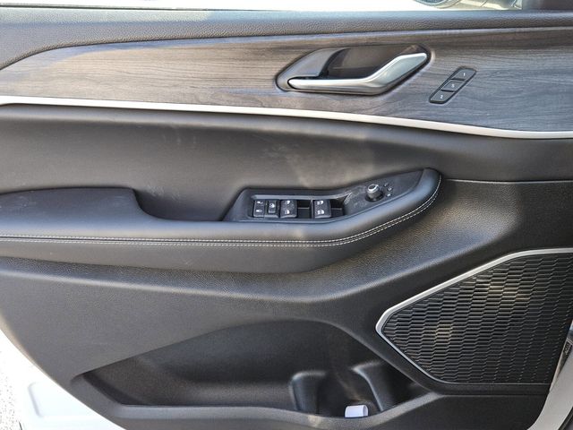 2026 Jeep Grand Cherokee Limited 4x2