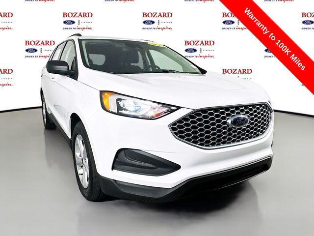 2024 Oxford White Ford Edge SE SUV