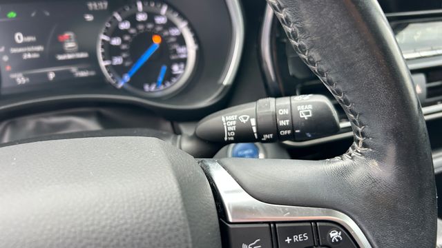 Used 2021 Toyota Highlander Hybrid SUV