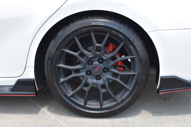 2022 Toyota Camry TRD - Photo 8