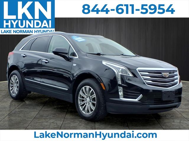 Stellar Black Metallic 2017 Cadillac XT5 Luxury FWD SUV / Crossover Front-Wheel Drive 8-Speed Automatic