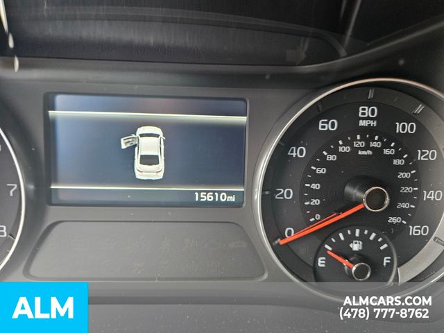 2024 Kia Forte LXS photo 11