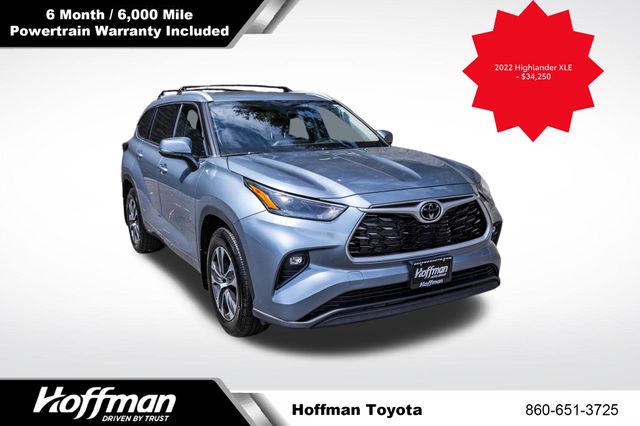 Moon Dust 2022 Toyota Highlander XLE AWD SUV / Crossover All-Wheel Drive 8-Speed Automatic