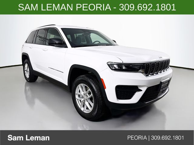 Bright White Clearcoat 2025 Jeep Grand Cherokee SUV / Crossover Four-Wheel Drive 8-Speed Automatic