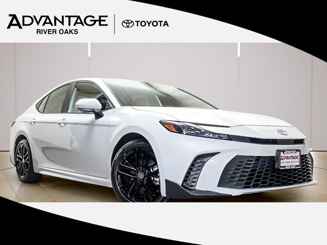 2025 Toyota Camry SE FWD
