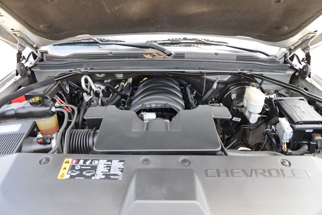 2019 Chevrolet Suburban LT Silver at Bayway Cadillac of The Woodlands