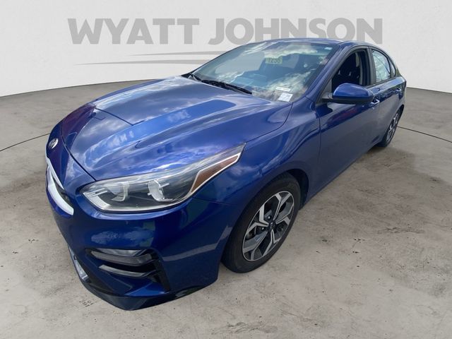 Used 2021 Blue Kia LXS image 2