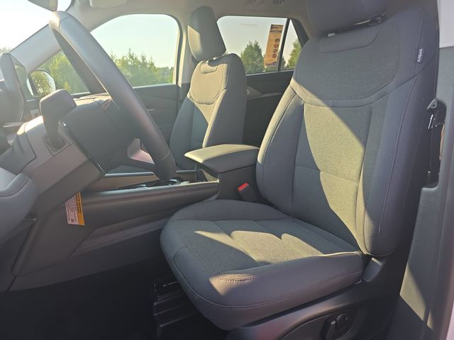 New 2026 Star White Metallic Tri-Coat Ford Active image 17