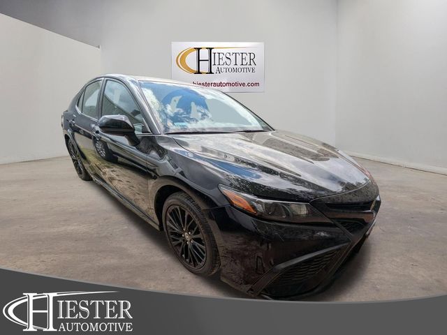 Midnight Black Metallic 2021 Toyota Camry SE Nightshade AWD Sedan All-Wheel Drive 8-Speed Automatic