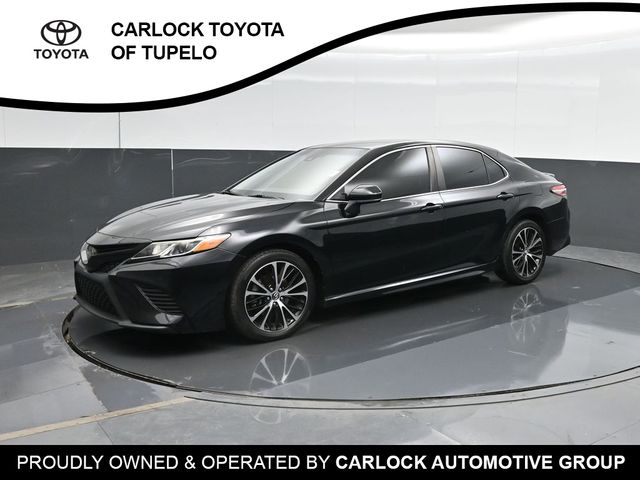 Midnight Black Metallic 2018 Toyota Camry SE Sedan Front-Wheel Drive 8-Speed Automatic