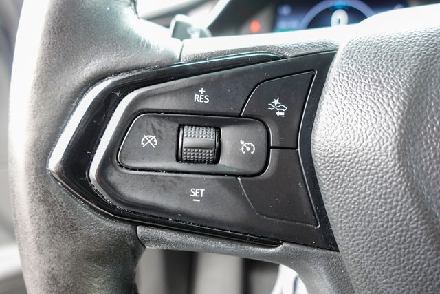 used 2022 Chevrolet Bolt EUV car, priced at $14,300