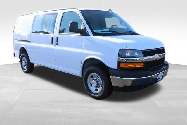 2024 Chevrolet Express 2500 Work Van 8