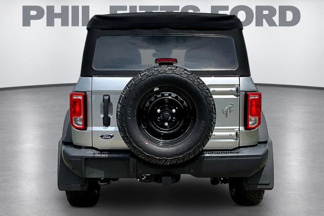 2023 Ford Bronco Black Diamond - 4