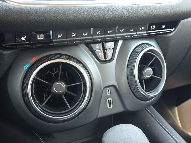 2025 Chevrolet Blazer LT:169529A