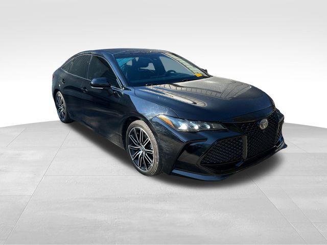 2019 Toyota Avalon XSE 2