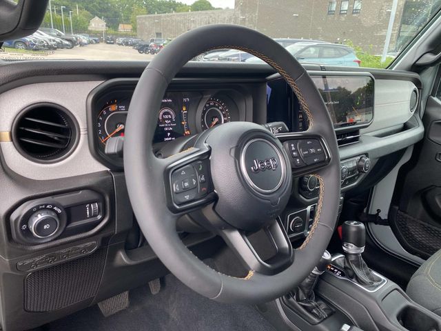 Used 2024 Jeep Wrangler SUV