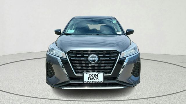 2025 Nissan Kicks Play