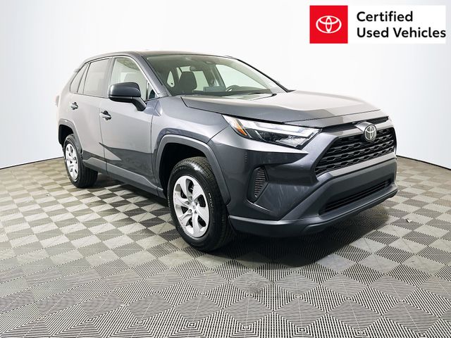 2024 Toyota RAV4 LE FWD