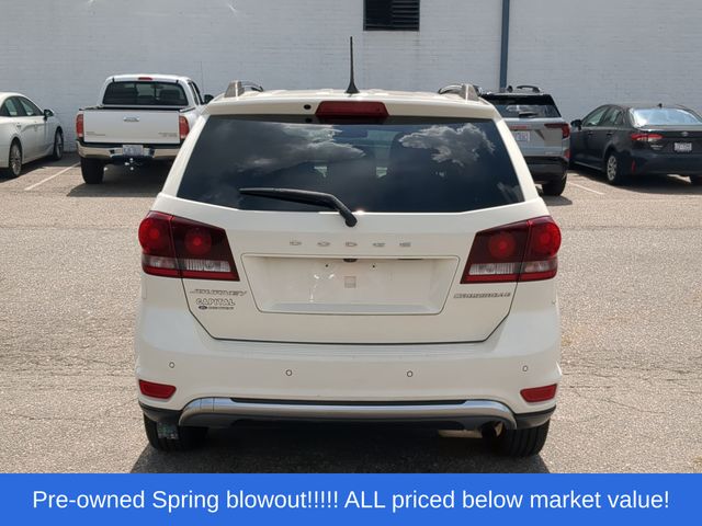 Used 2020 White Dodge Crossroad image 12