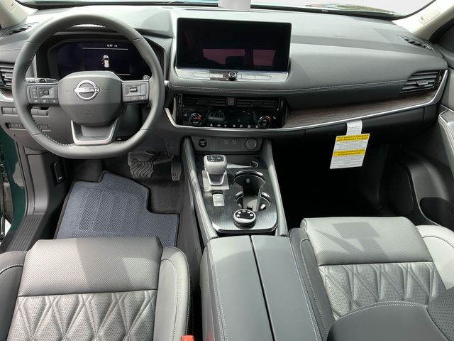 NissanRogue12