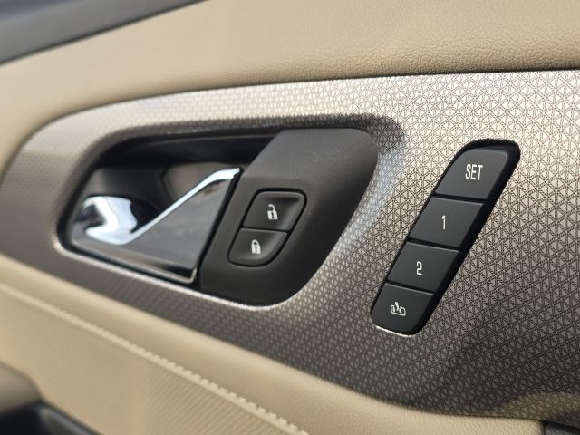 2022 Chevrolet Traverse Premier:44956A