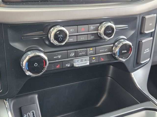 2025 White Ford F-150 XLT 4X4 Truck