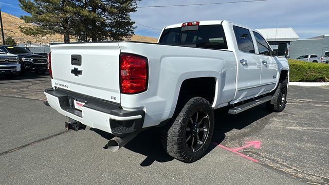 2019 Chevrolet Silverado 2500HD LTZ 4