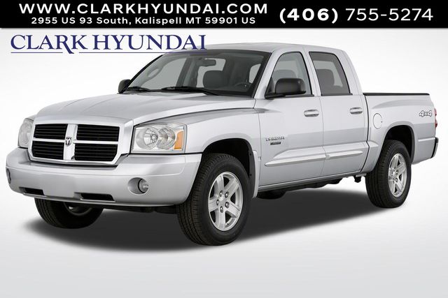 Bright Silver Metallic 2005 Dodge Dakota Pickup Truck Four-Wheel Drive 5-Speed Automatic