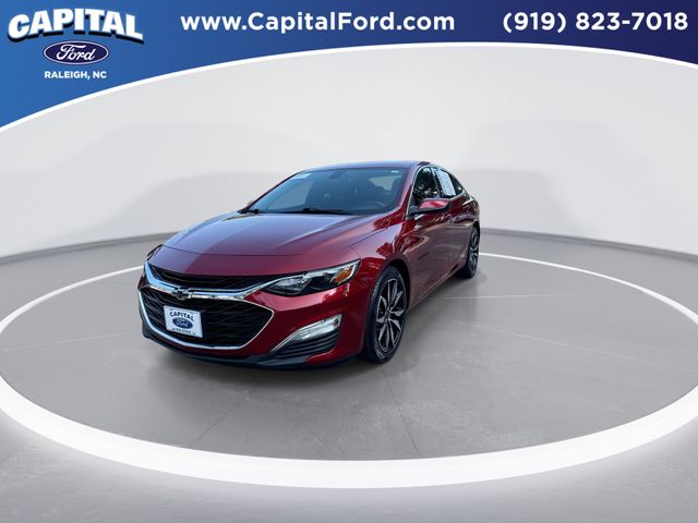 Used 2021 Red Chevrolet RS image 4