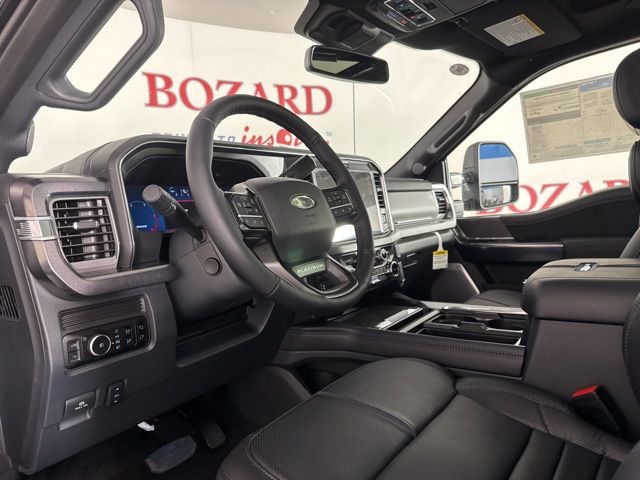 2025 Agate Black Metallic Ford Super Duty F-250 SRW Platinum 4X4 Truck