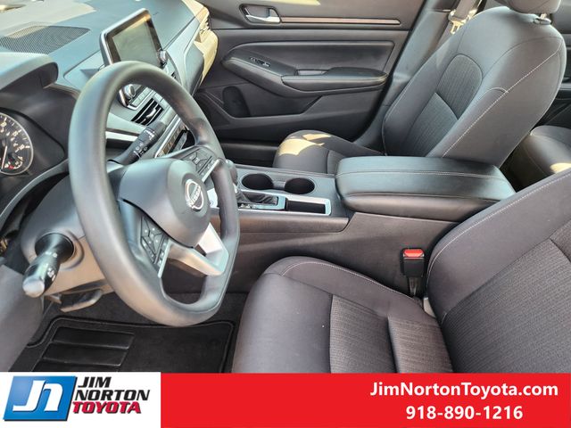 Used 2025 Nissan Altima Sedan