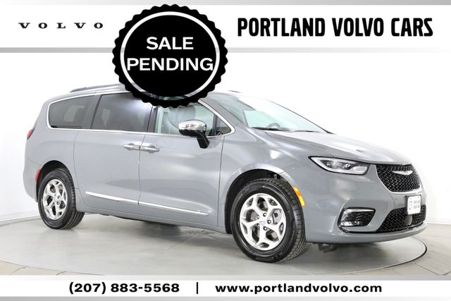 Ceramic Gray Clearcoat 2023 Chrysler Pacifica Minivan All-Wheel Drive 9-Speed Automatic