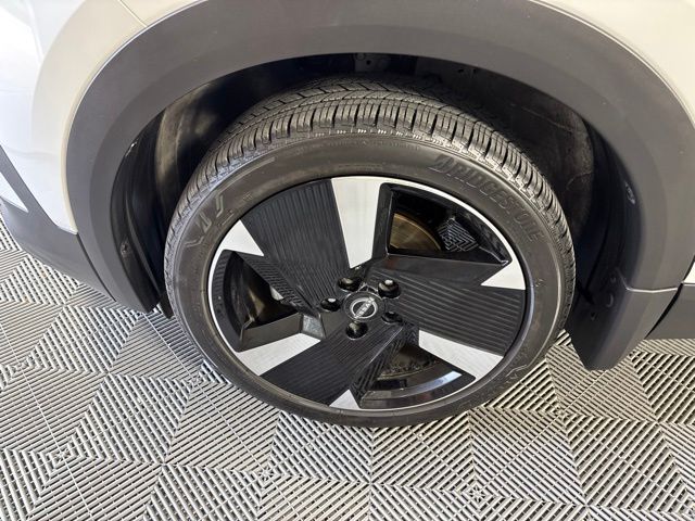 Used 2025 Nissan Kicks SUV