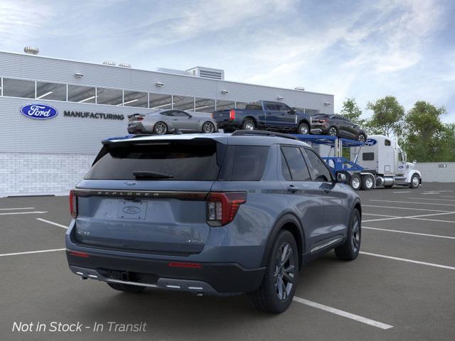 2025 Ford Explorer Active 8