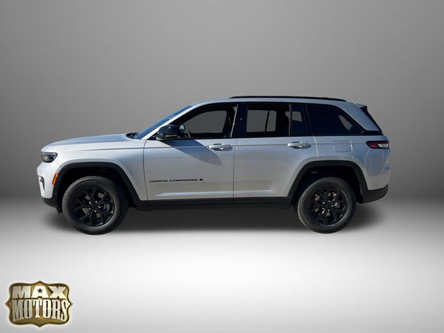 2024 Jeep Grand Cherokee Altitude 4